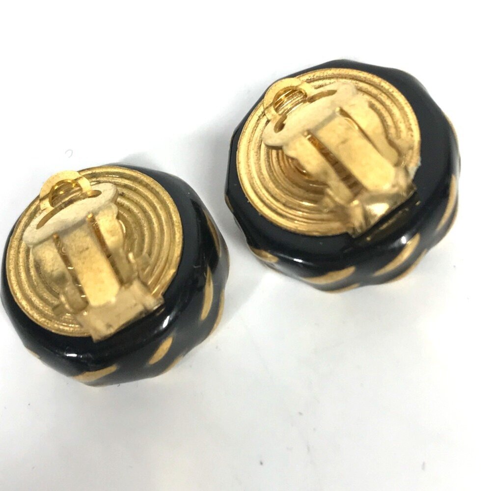 CHANEL Authentic Vintage Gold Earrings - Picture 5 of 8